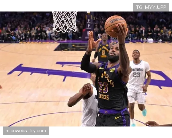 西部附加赛区鏖战，湖人到太阳最大胜场差仅1.5场